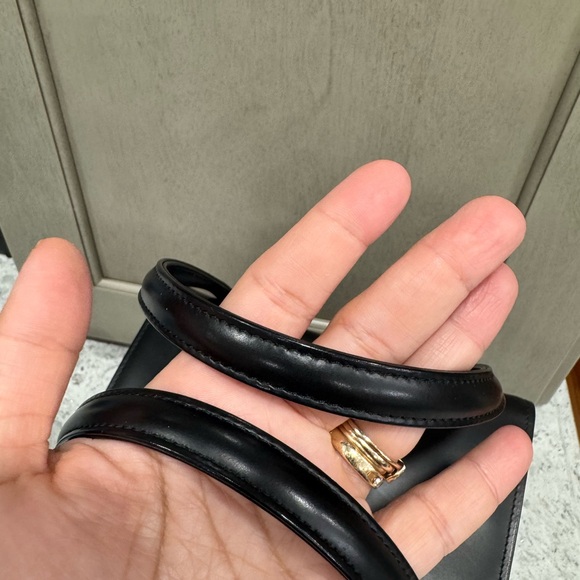 BURBERRY NOVA CHECK LEATHER BLACK HANDBAG
AUTHENTIC - Picture 13 of 13